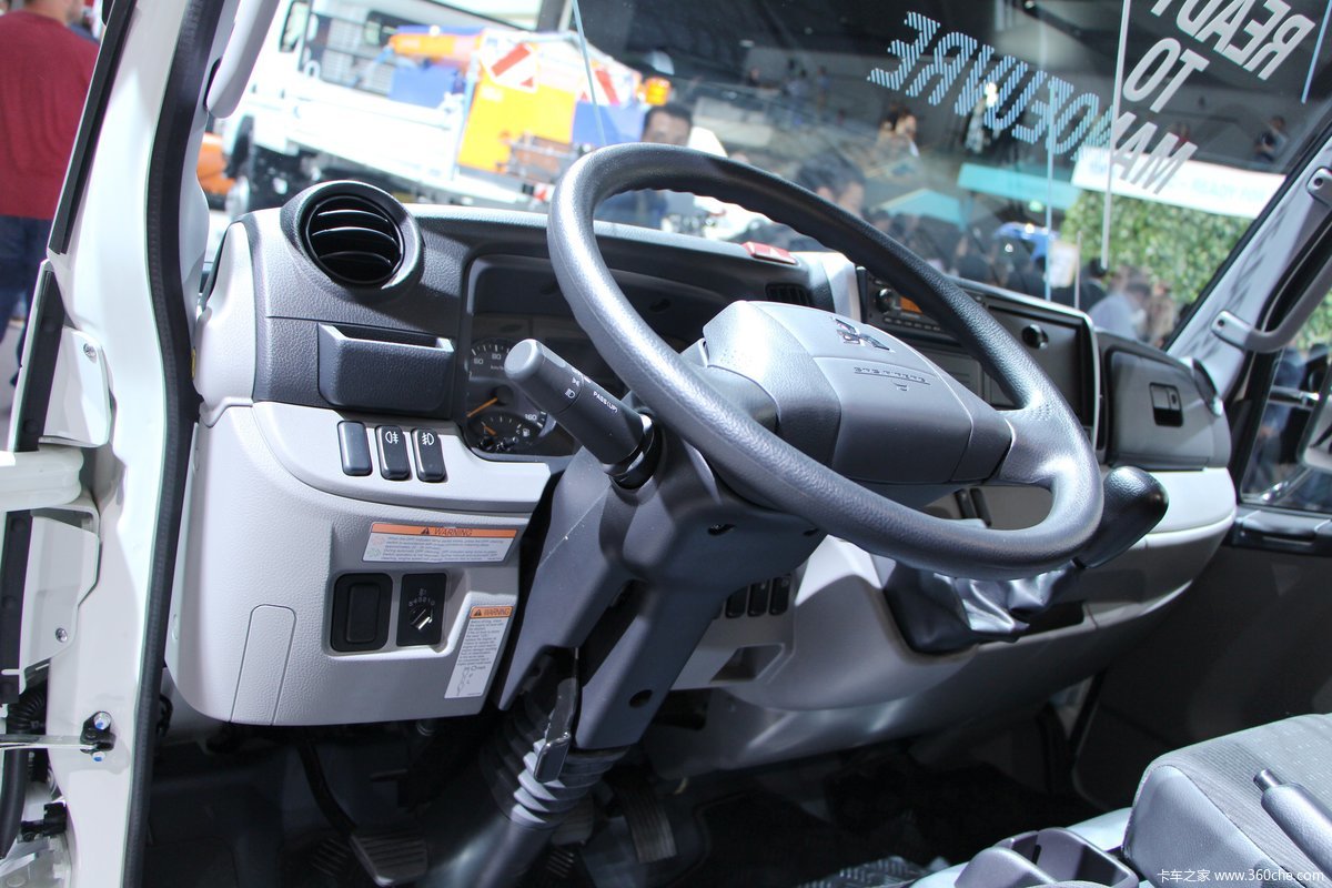 三菱扶桑fusocanter3s134x2载货车
