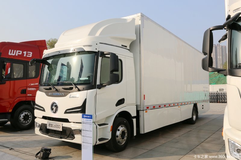 德龙l6000215马力4x2混合动力载货车