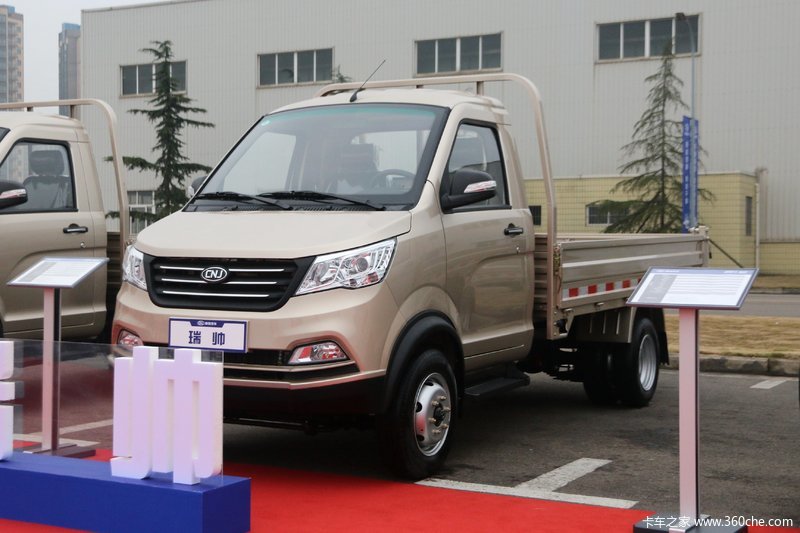 南骏瑞帅f2汽油4x232米自卸车