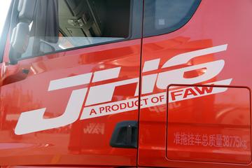 [图]徐工重卡青岛解放jh6 460马力 6x4 lng牵引车(国六)_车展图片