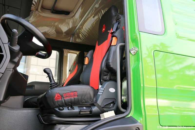 重汽汕德卡sitrakg7h440马力6x4自卸车