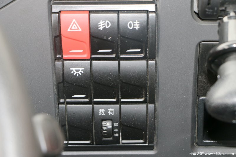 解放新j6p240马力6x2厢式载货车