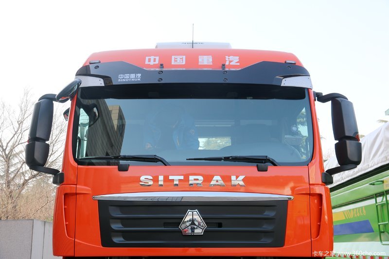 重汽 汕德卡sitrak c7h 540馬力 6x4自動擋牽引車