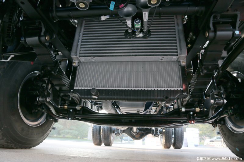 重汽howo悍将190马力国六轻卡底盘