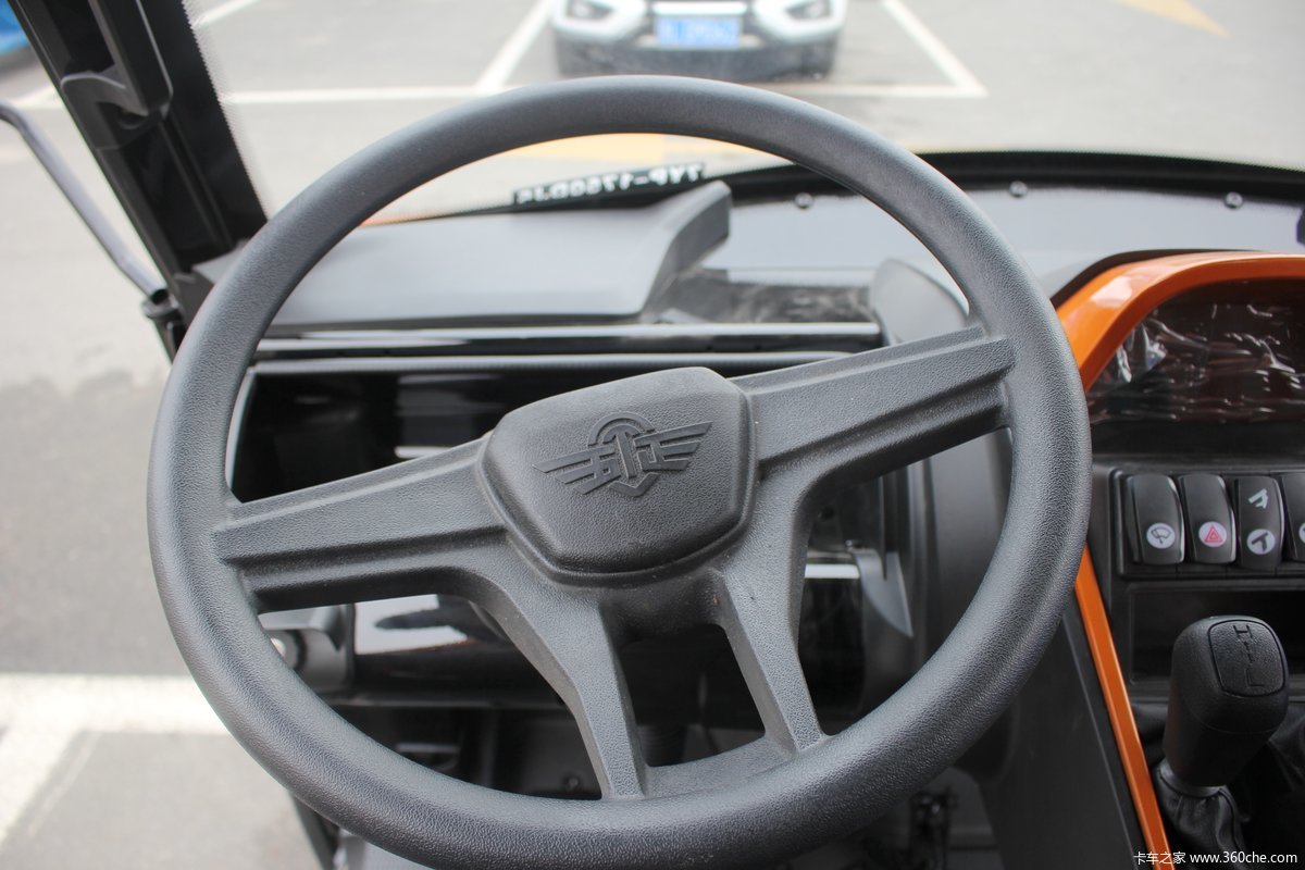 五征3mx迈昂橙色