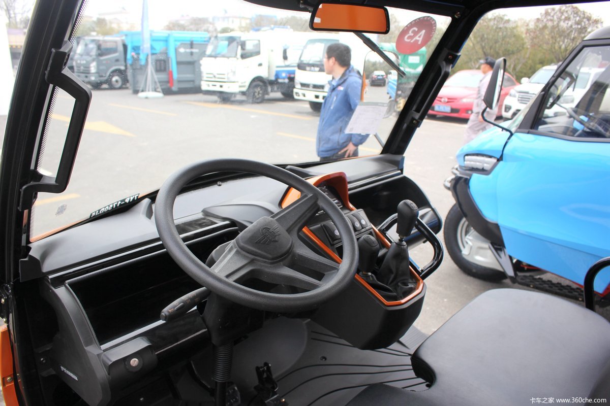 五征3mx迈昂橙色