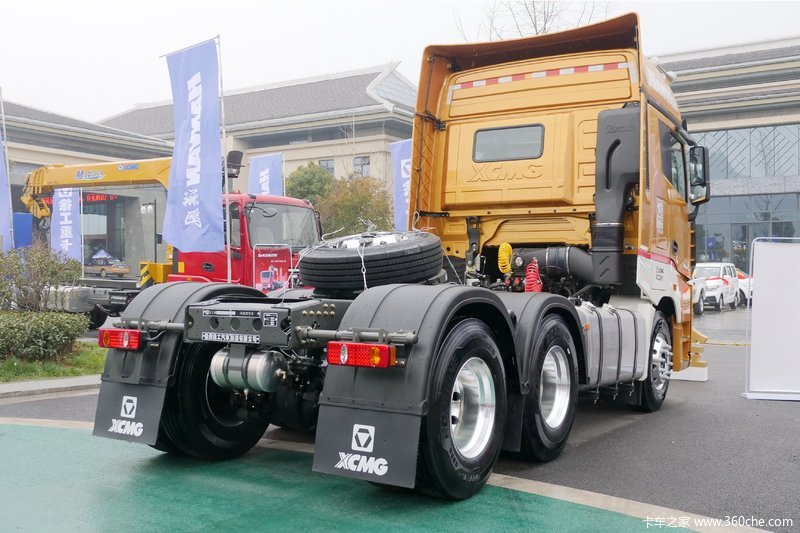 徐工汉风g9金色年华版550马力6x4牵引车