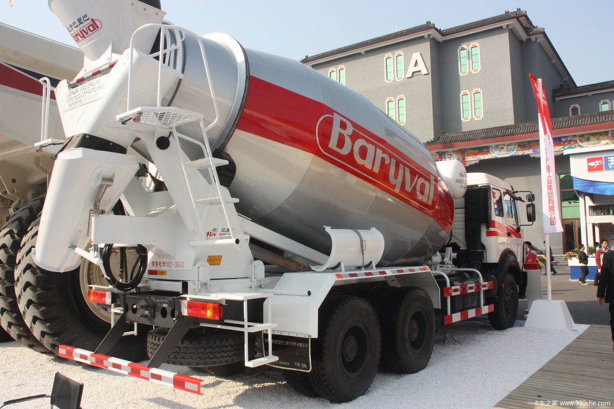 【图】北奔重卡三桥12立方米混凝土搅拌车_卡车之家