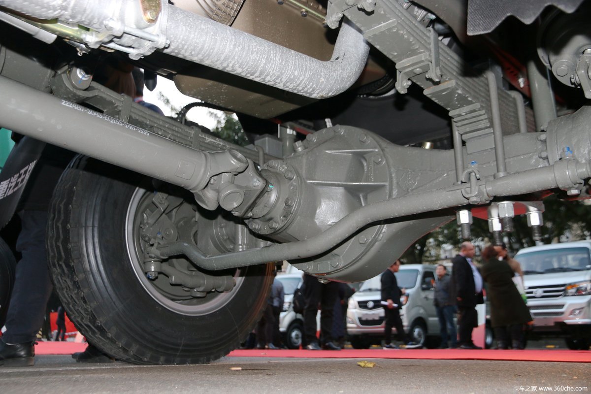 重汽王牌捷狮140马力4x4自卸车