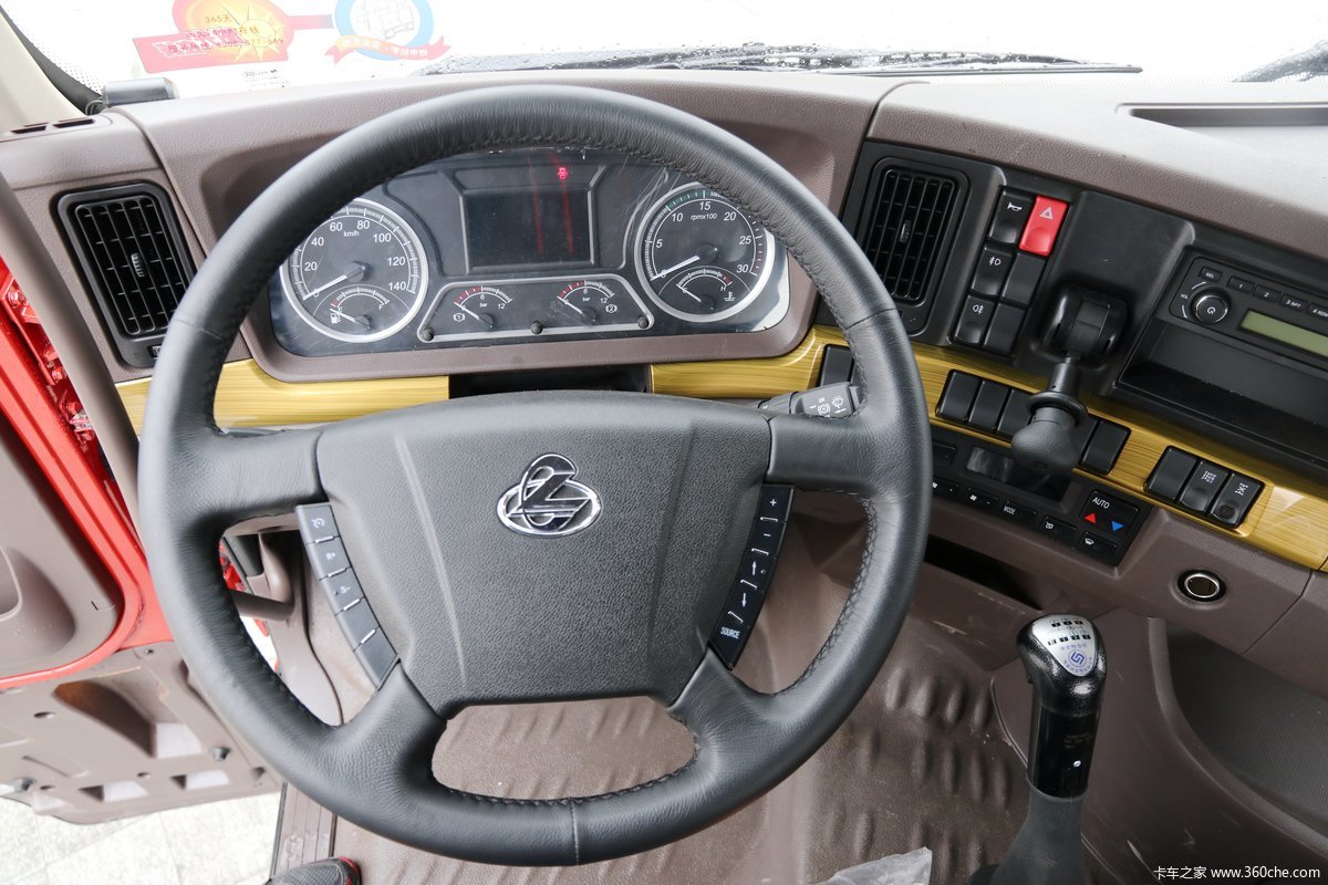 乘龙h72019款560马力6x4牵引车