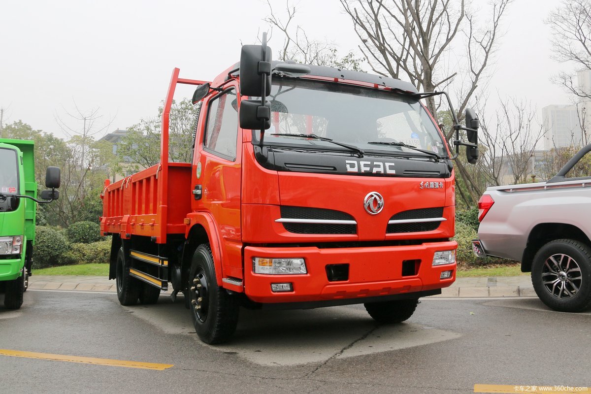 东风多利卡d9220马力4x2厢式载货车国六