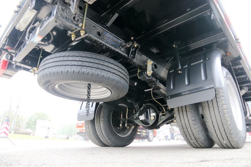 东风途逸120马力单排栏板小卡国六