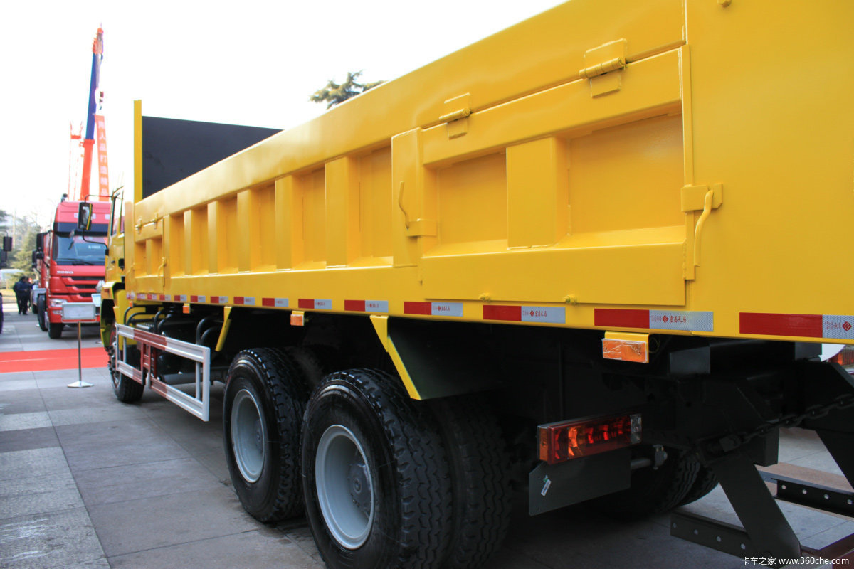 金王子6x4自卸车
