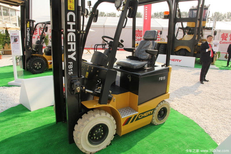 奇瑞chery蓄电池平衡叉车
