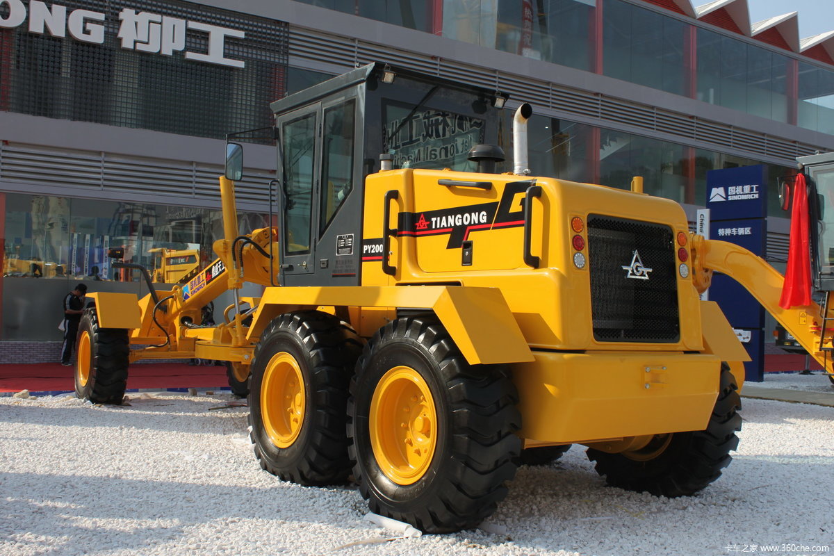 国机重工平地机