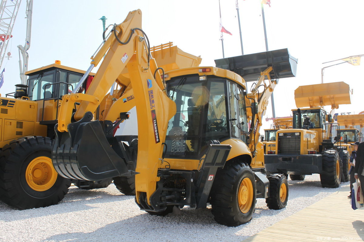 中联重科zoomlion挖掘装载机