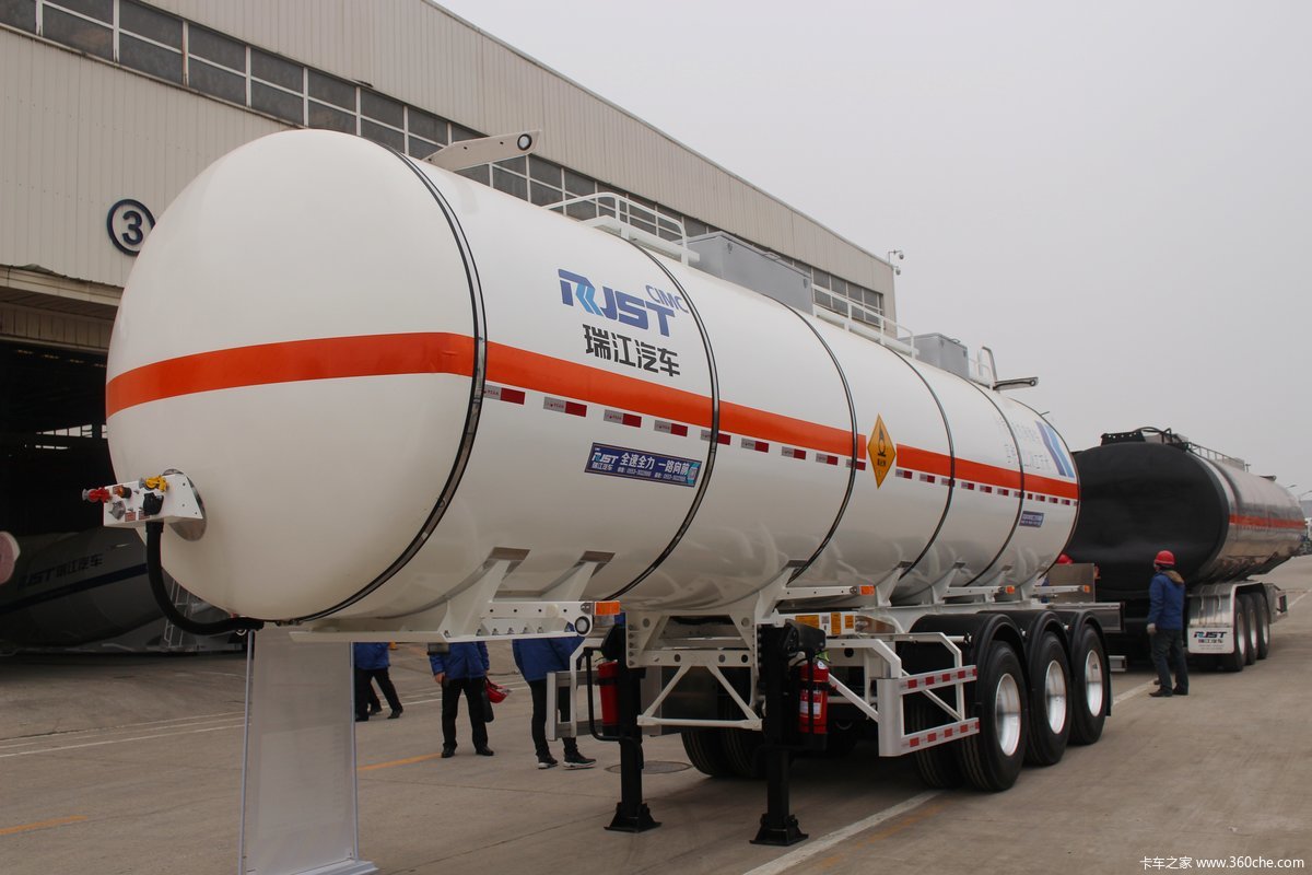 中集瑞江25方氧化性物品罐式运输半挂车