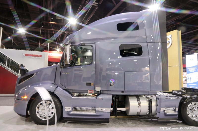 美系沃尔沃 vnl760 6x2 牵引车