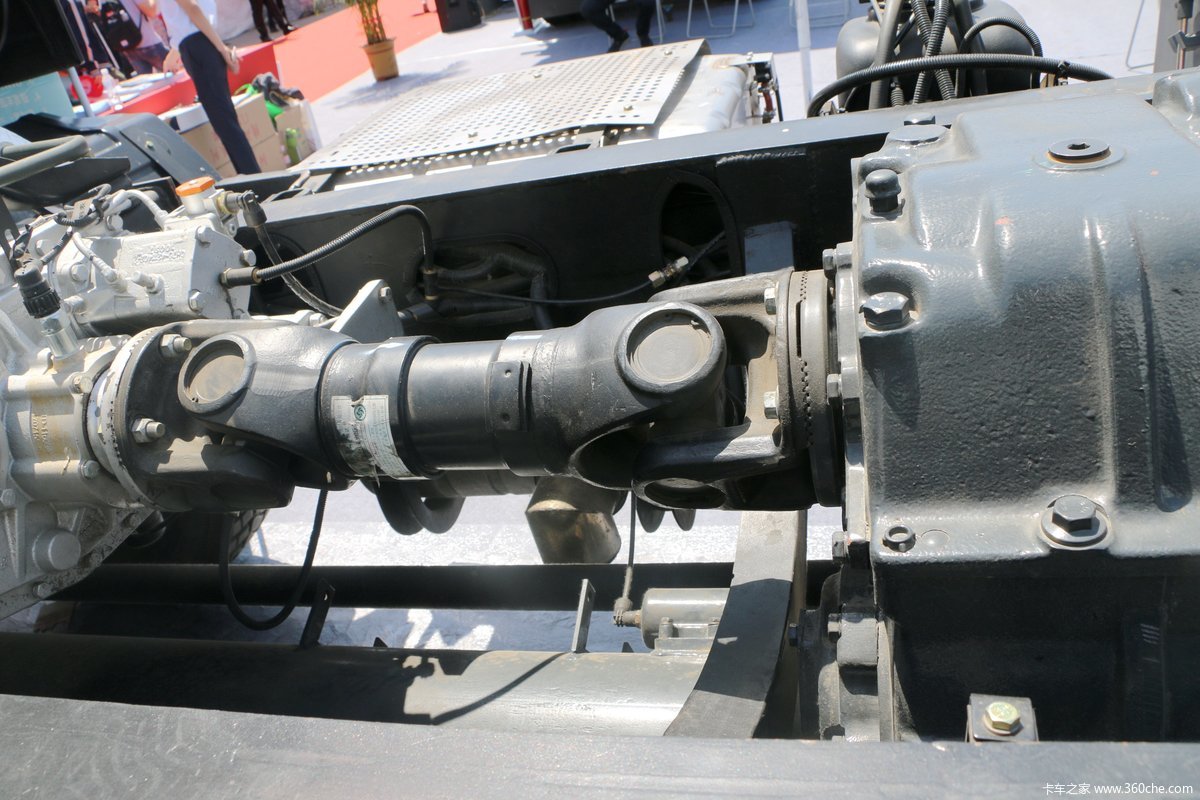 【图】长征汽车 太脱拉 350马力 6x6 越野底盘_卡车之家