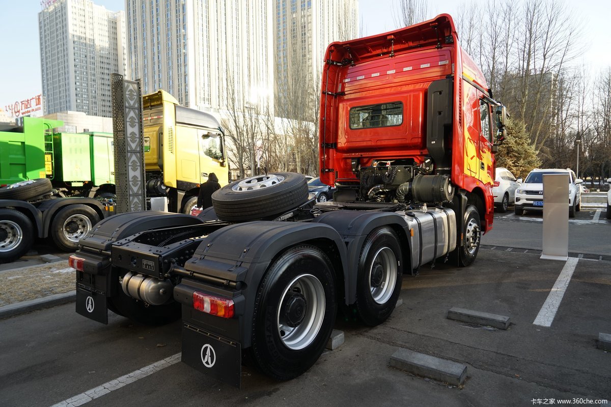 北奔v3et重卡精英版500马力4x2牵引车