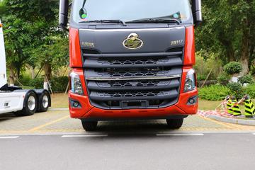 乘龙h7重卡 600马力 6x4牵引车(国六)