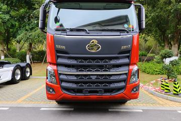 [图]斯堪尼亚乘龙h7重卡 600马力 6x4牵引车(国六)_车展图片_卡车之家