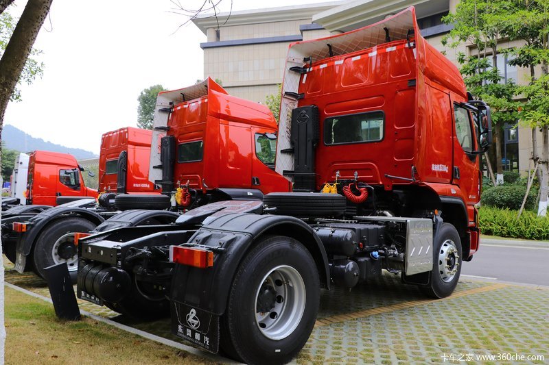 乘龙h5重卡 350马力 4x2 牵引车(潍柴)(国六)