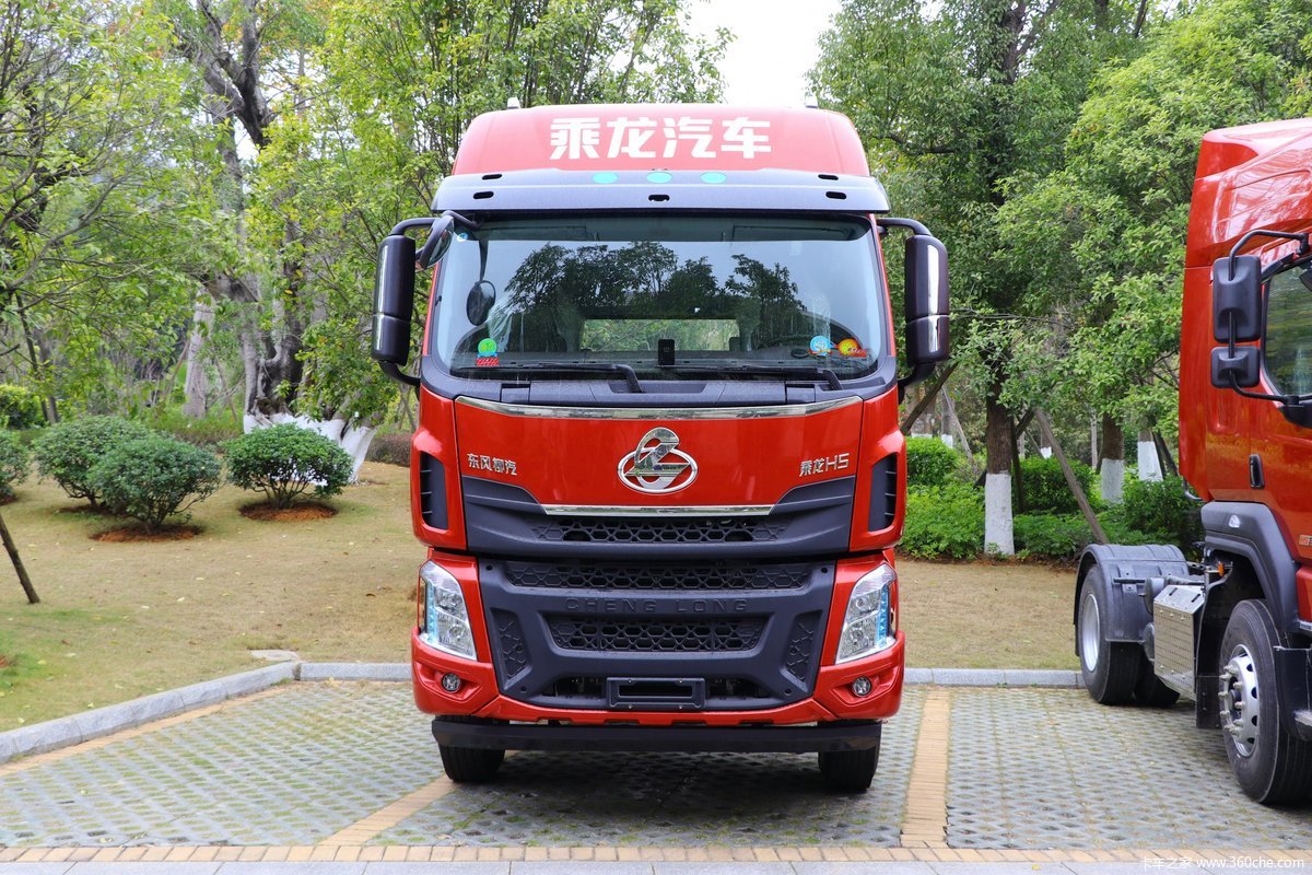 乘龙h5重卡350马力4x2牵引车潍柴国六