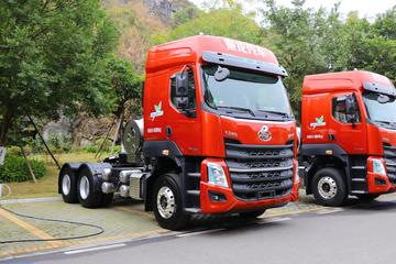 乘龙h7重卡 460马力 6x4 lng牵引车(国六)