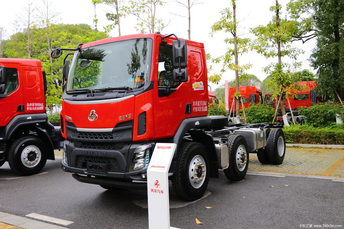 新乘龍m3220馬力6x25米自卸車