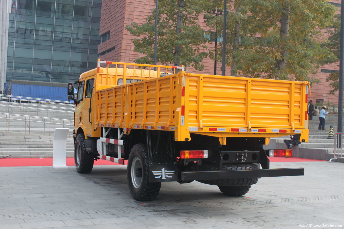 【图】解放悍威j5m 双排越野车_卡车之家