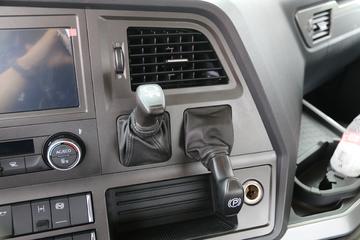 j7重卡 560马力 4x2 牵引车(国六)(液缓)