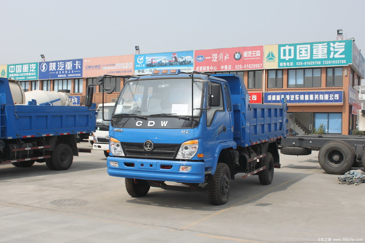 重汽王牌神风4x2自卸车