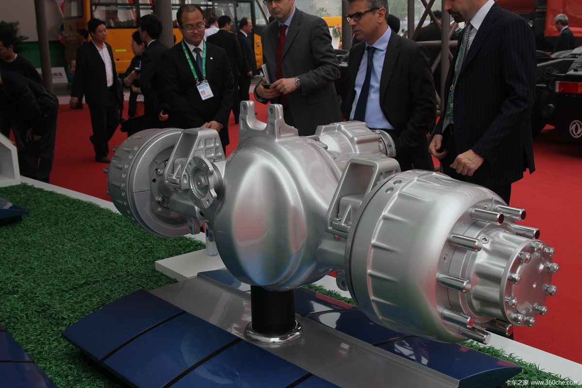 东风德纳485驱动桥