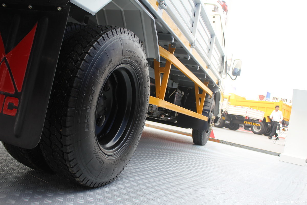 江铃凯锐窄体轻卡(右舵)