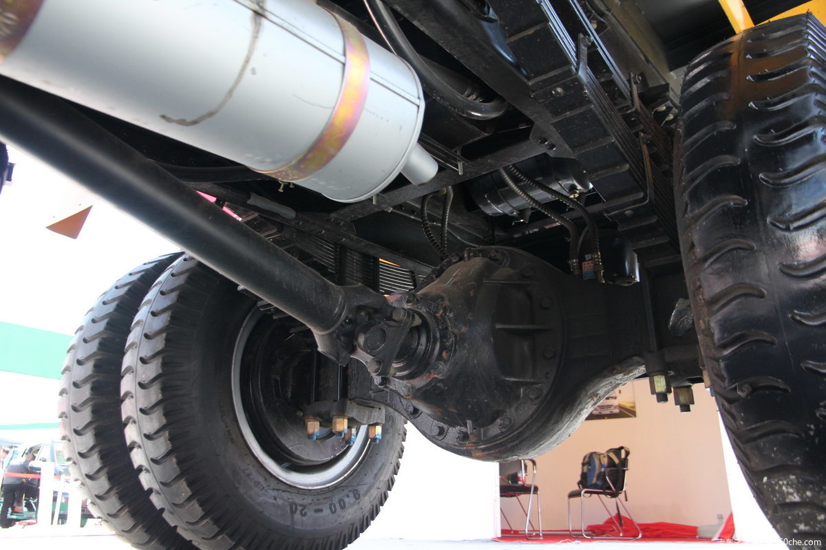 金杯3588核动力自卸车