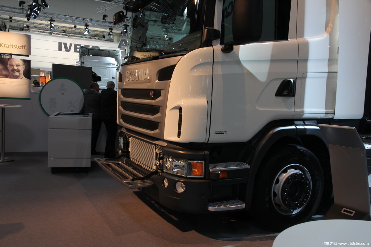 斯堪尼亚p320低入口城市垃圾收集车