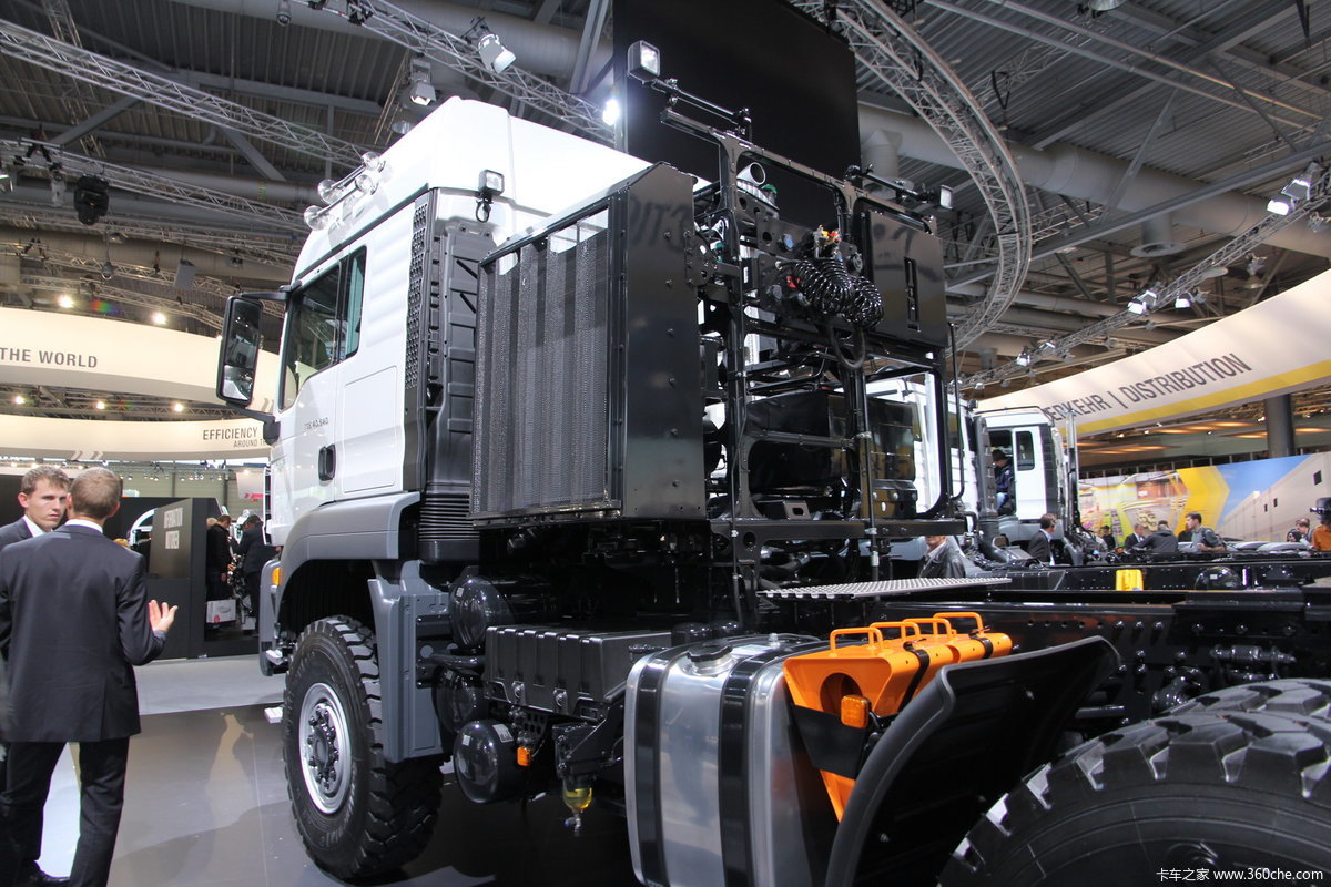 540 6x6大件运输车