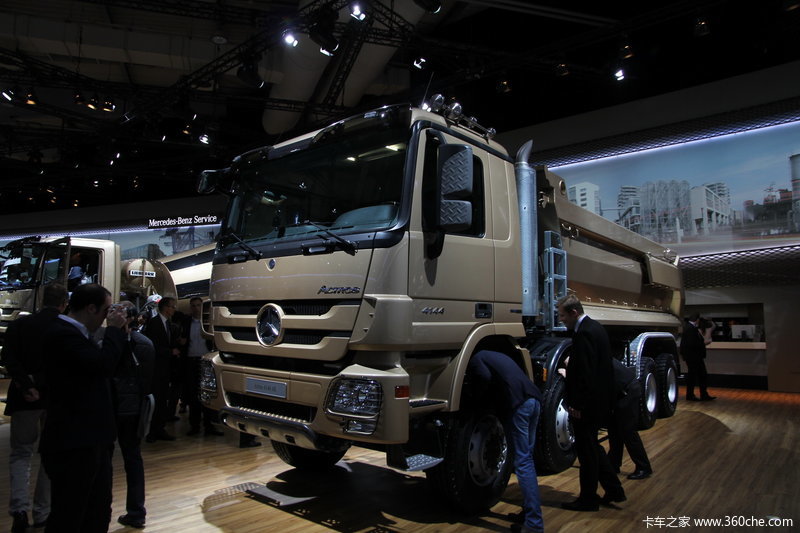 乌尼莫克60周年概念车