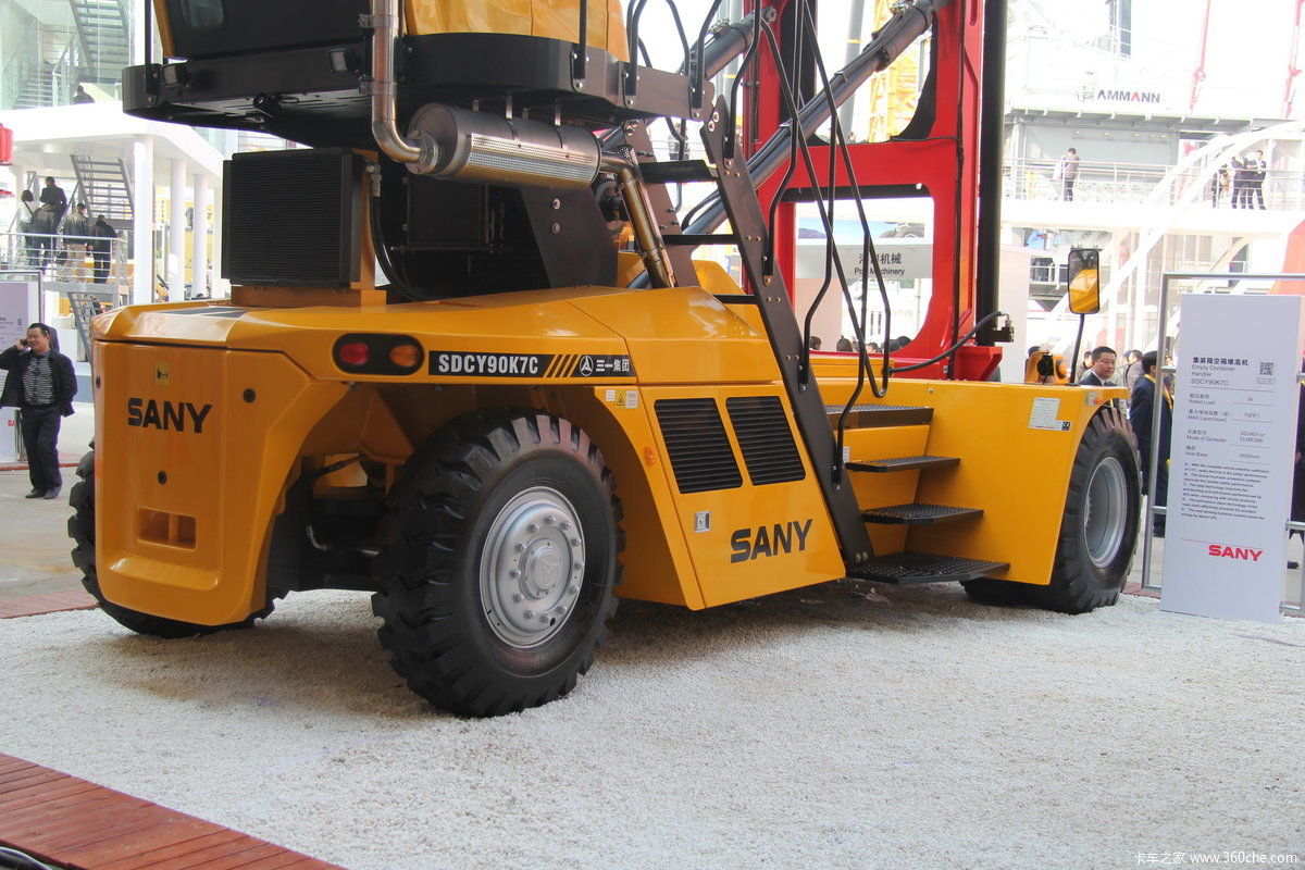 三一sdcy90k7c集装箱空箱堆高机