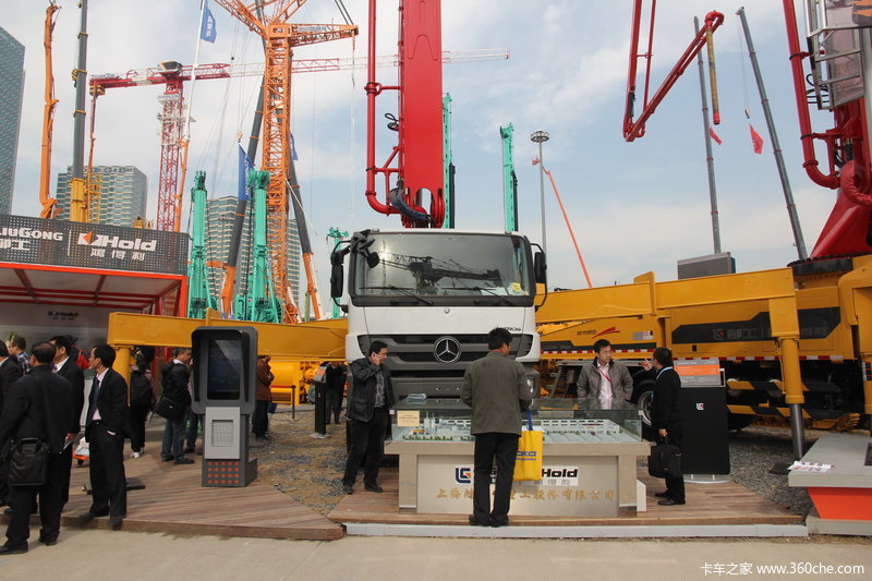 柳工混凝土泵车