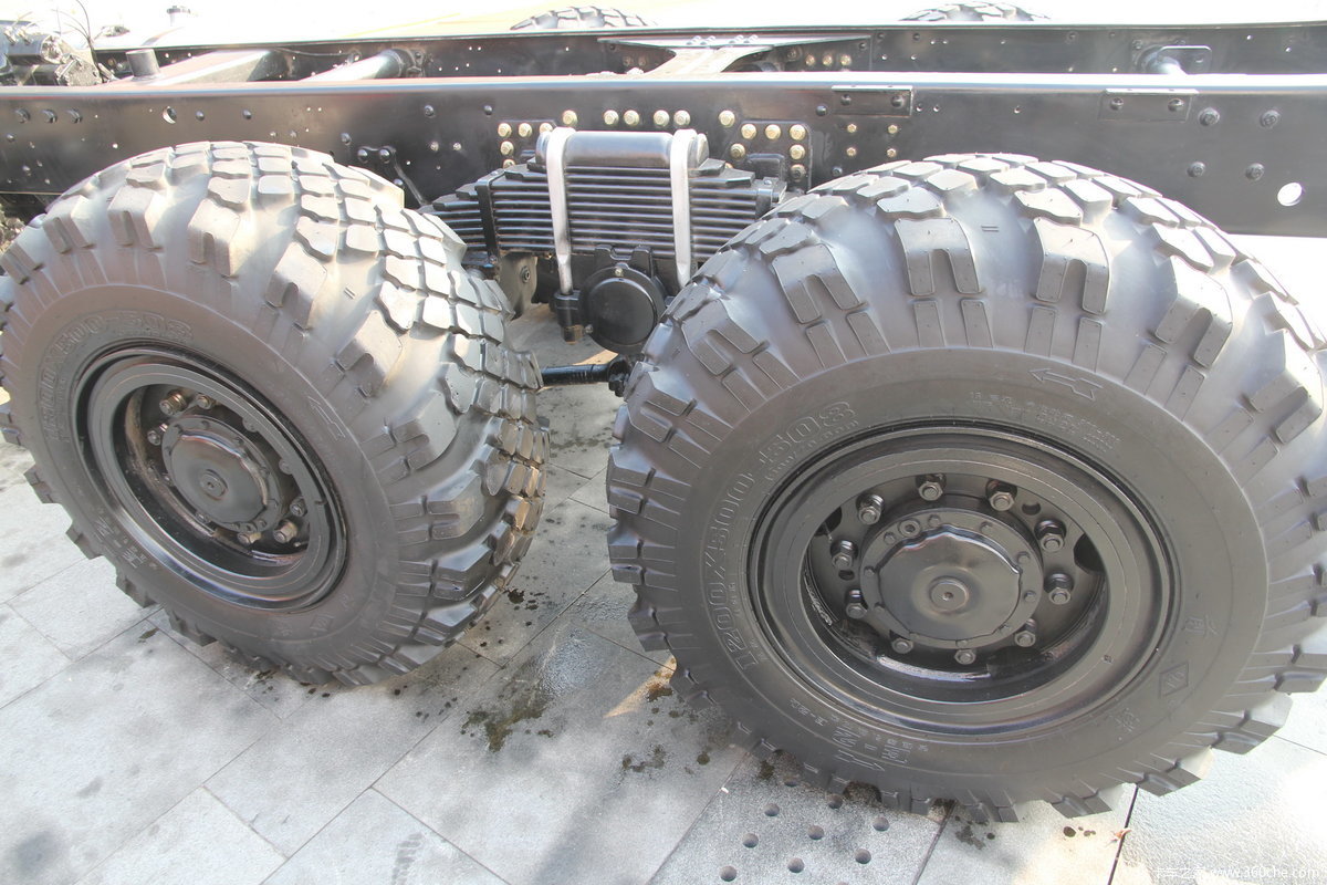 【图】解放平头6x6越野载货汽车底盘_卡车之家