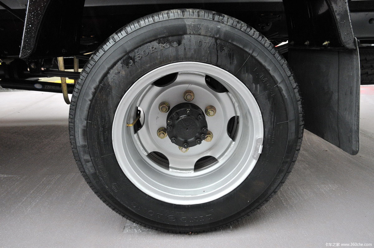 五征奥驰f1载货车