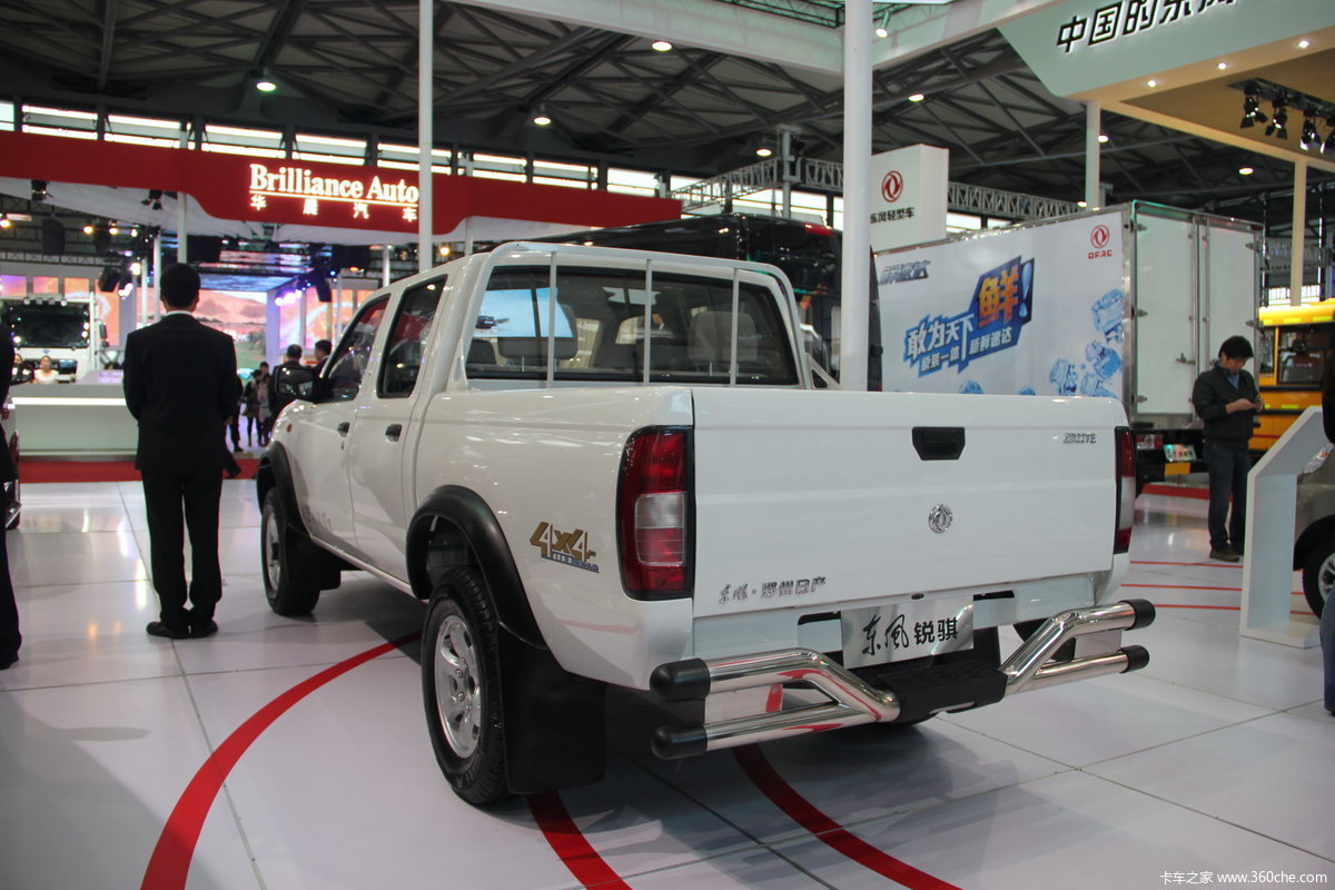 东风 锐骐 四驱皮卡