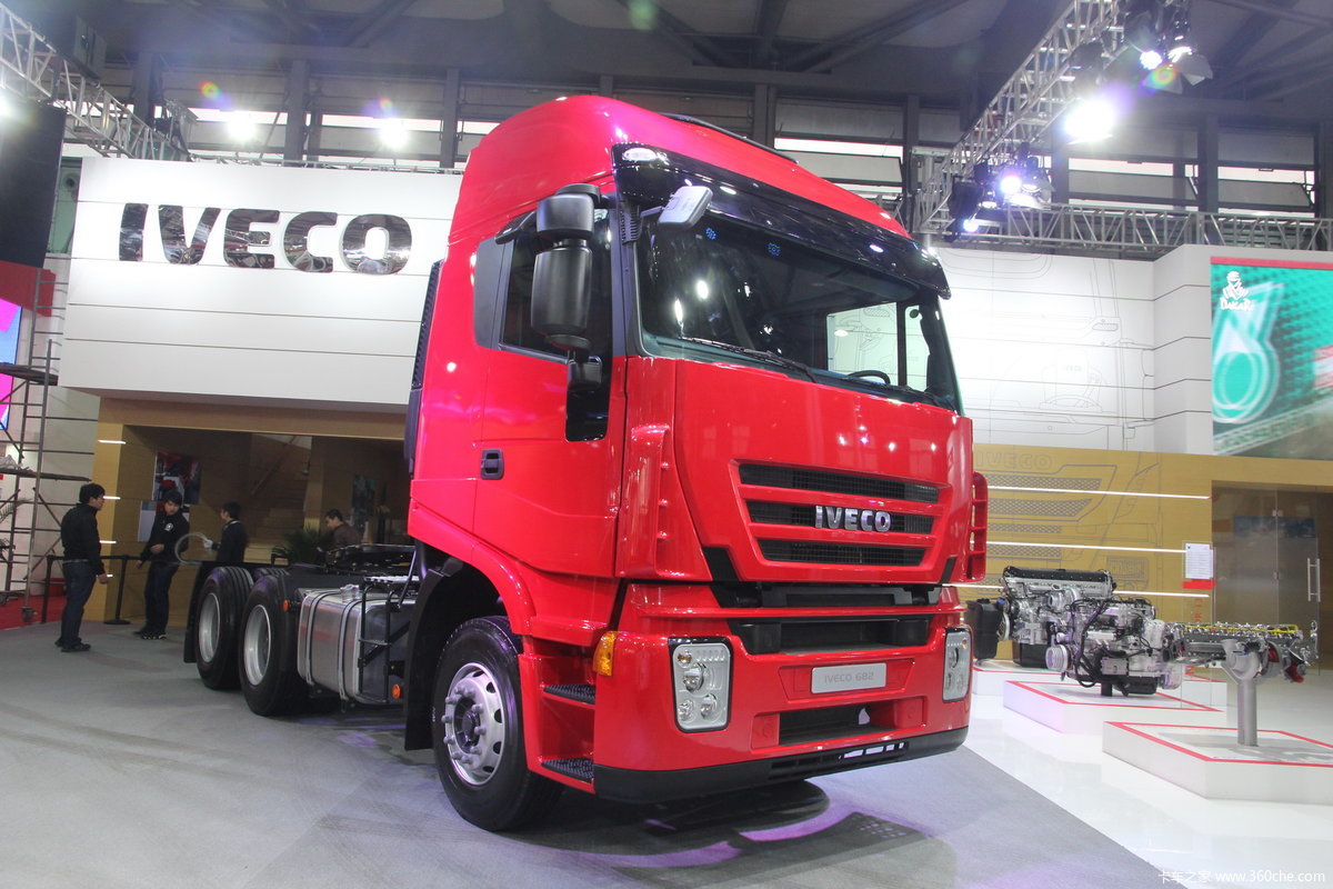 依维柯iveco682出口牵引车