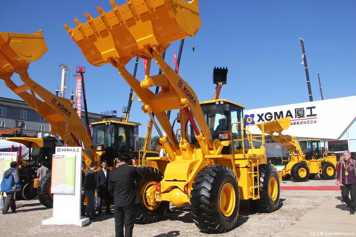 厦工定变量轮式装载机