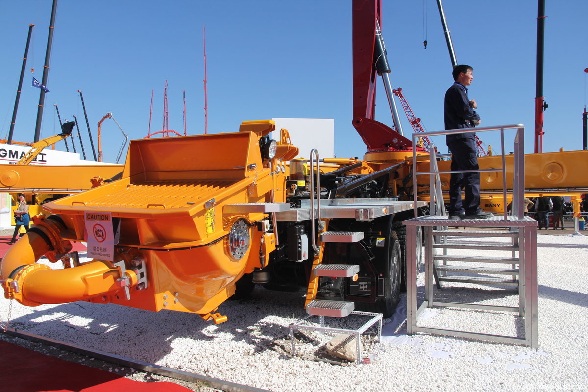 三一sy5540thb 660c8泵车