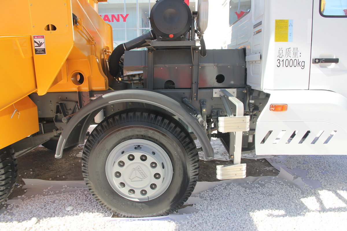 三一tb110伸缩式皮带输送车