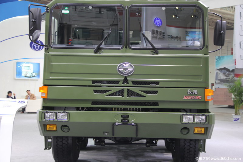 汉阳8x8军车底盘