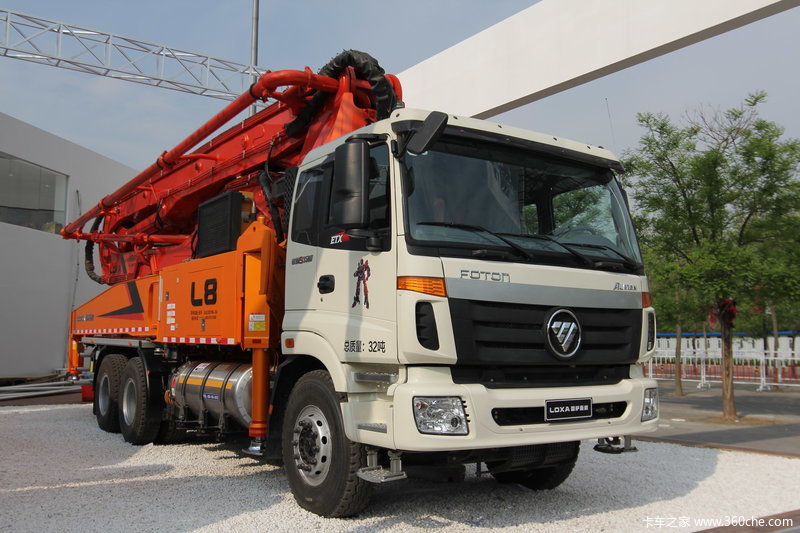 福田雷萨47米lng泵车